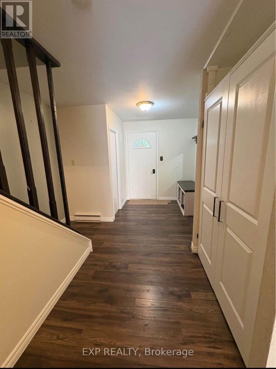 C - 24 Arnold Drive, Ottawa, Ontario  K2H 6V9 - Photo 2 - X13777578
