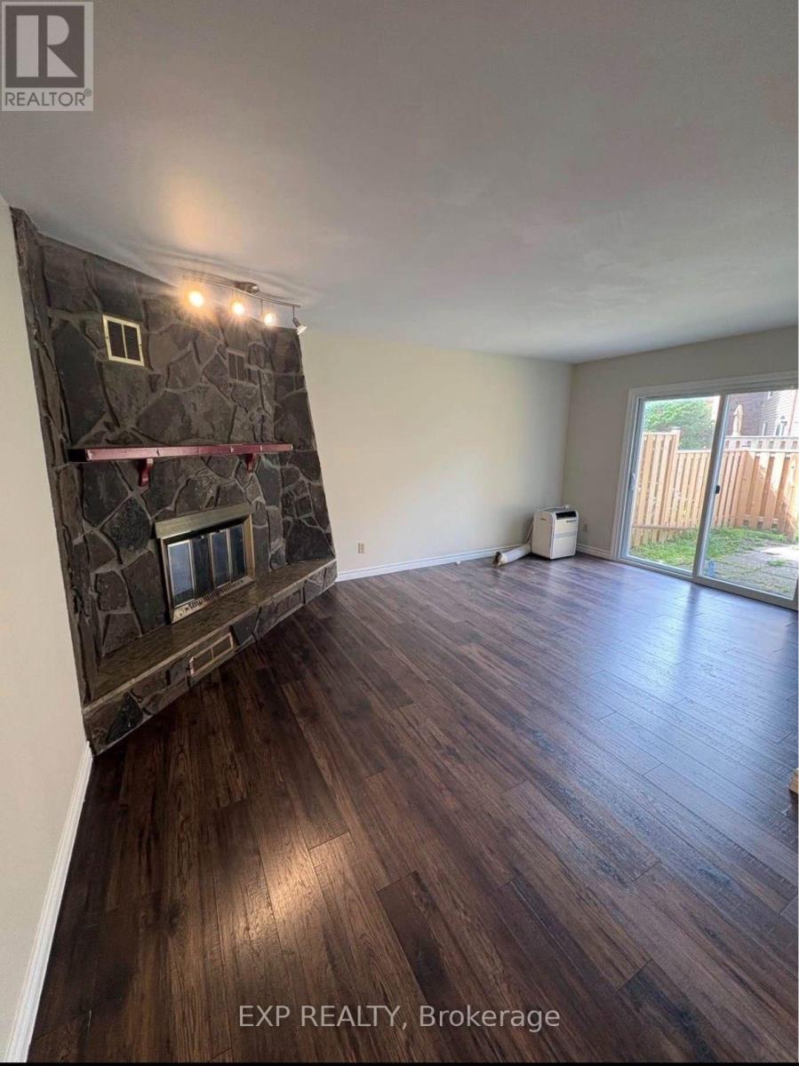 C - 24 Arnold Drive, Ottawa, Ontario  K2H 6V9 - Photo 3 - X13777578
