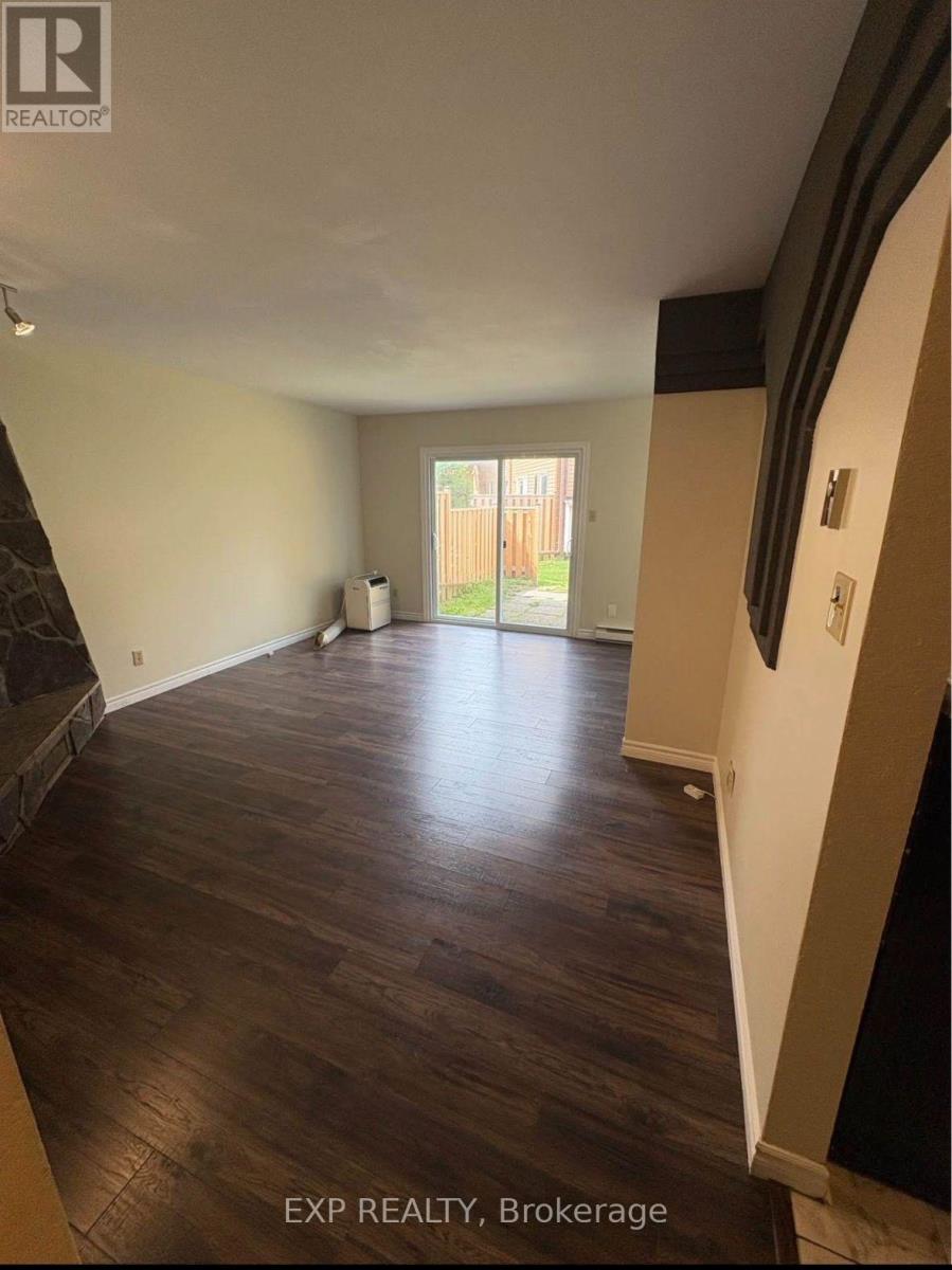 C - 24 Arnold Drive, Ottawa, Ontario  K2H 6V9 - Photo 5 - X13777578