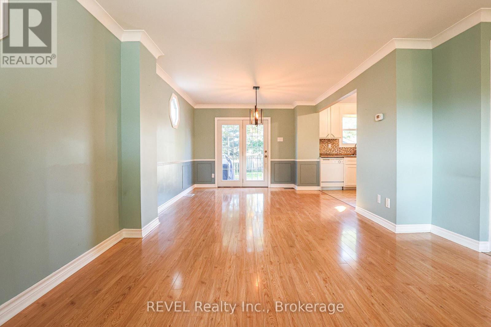 3 Victoria Street, St. Catharines, Ontario  L2S 2K8 - Photo 11 - X13777568