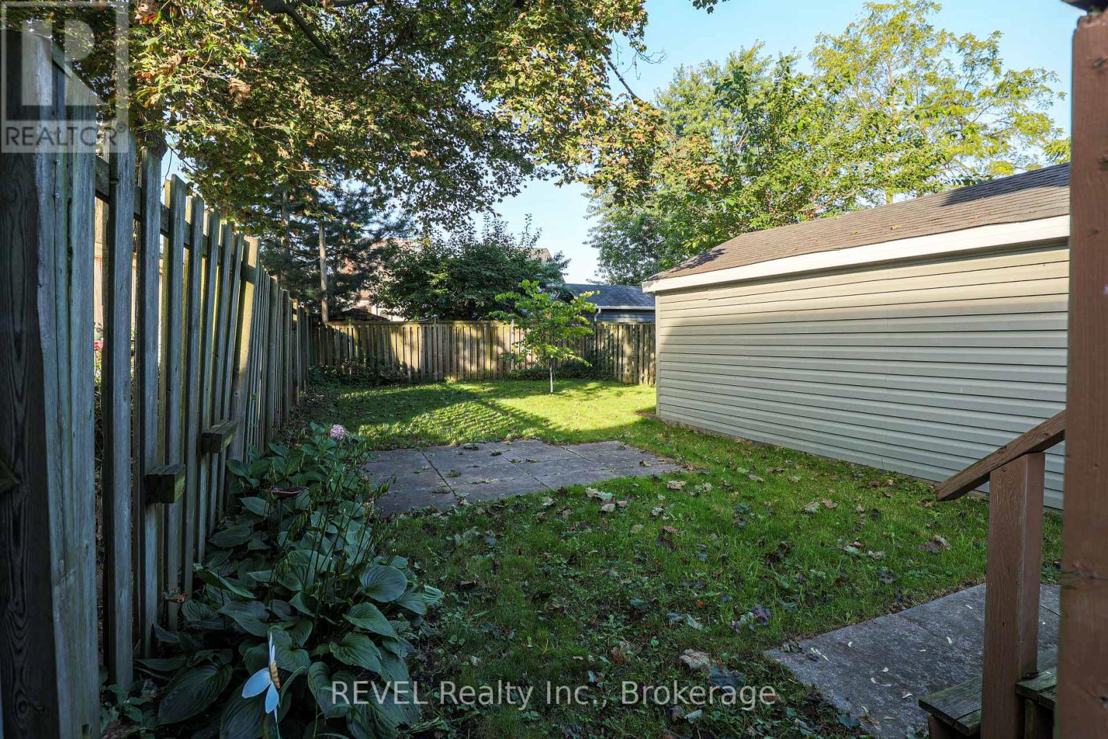 3 Victoria Street, St. Catharines, Ontario  L2S 2K8 - Photo 5 - X13777568