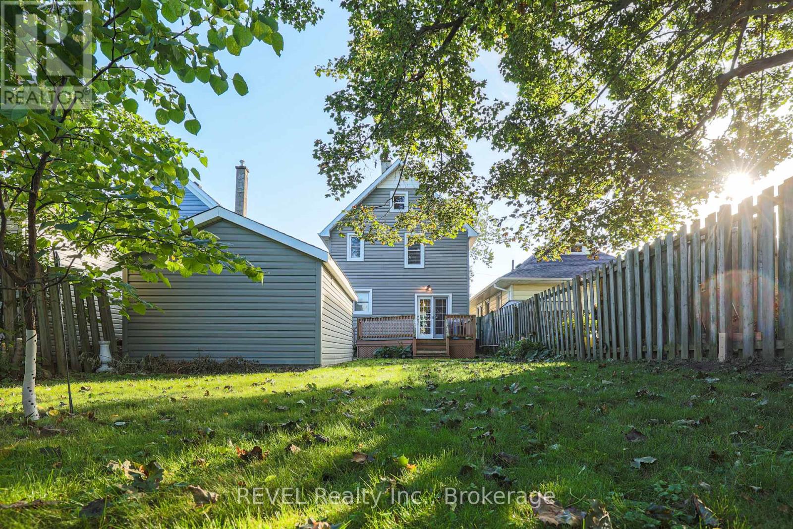 3 Victoria Street, St. Catharines, Ontario  L2S 2K8 - Photo 6 - X13777568