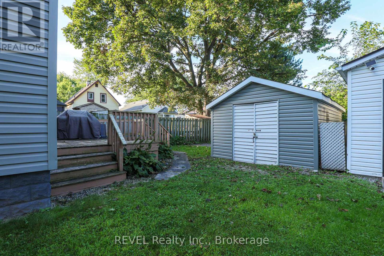 3 Victoria Street, St. Catharines, Ontario  L2S 2K8 - Photo 7 - X13777568