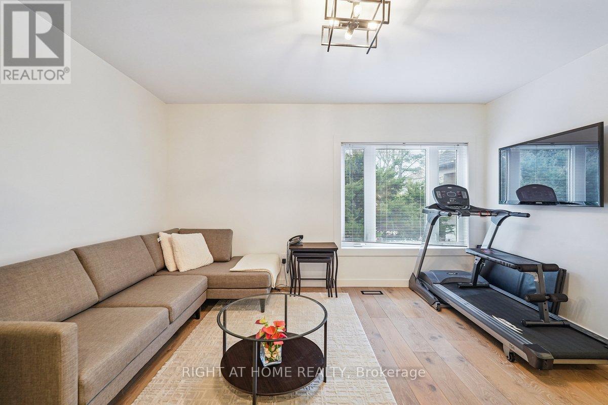 2090 Stonehouse Crescent, Mississauga, Ontario  L5H 3J1 - Photo 11 - W13777572