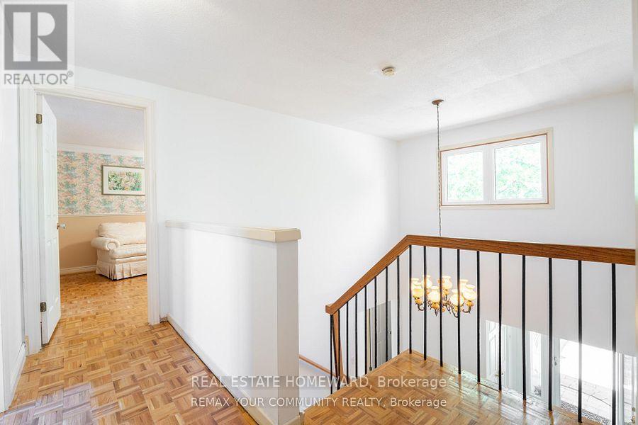 27 Drumern Crescent, Richmond Hill, Ontario  L4C 5H9 - Photo 25 - N13777582