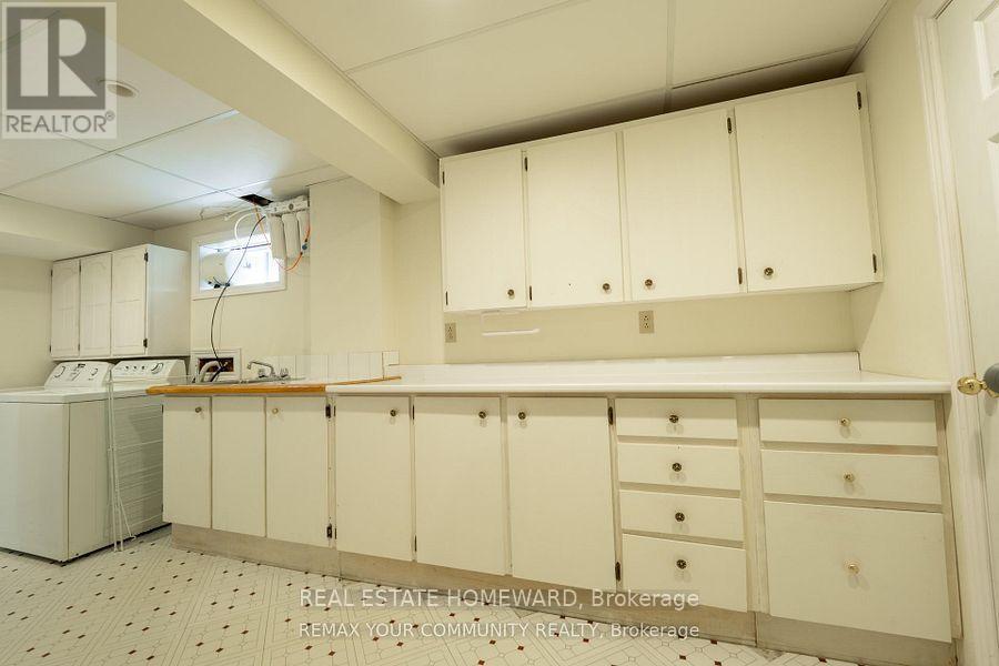 27 Drumern Crescent, Richmond Hill, Ontario  L4C 5H9 - Photo 39 - N13777582