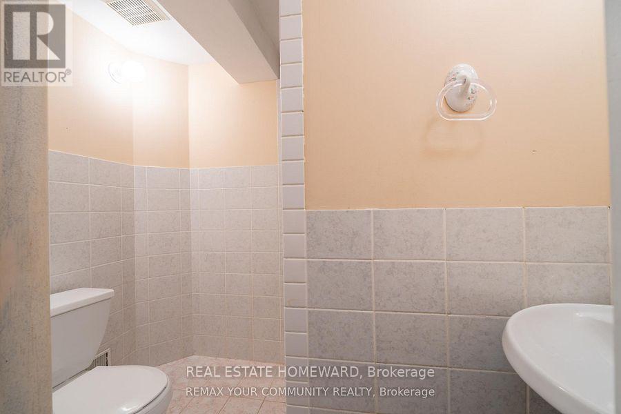 27 Drumern Crescent, Richmond Hill, Ontario  L4C 5H9 - Photo 42 - N13777582