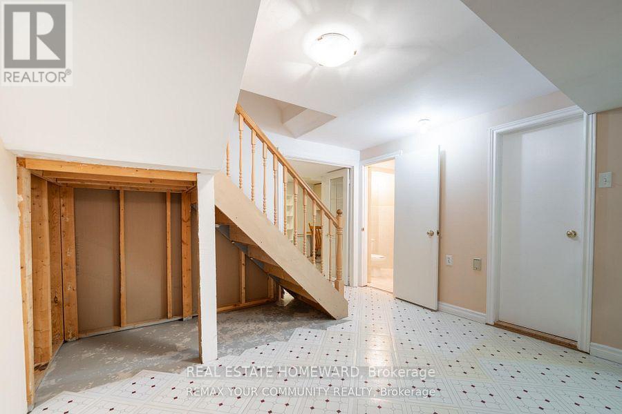27 Drumern Crescent, Richmond Hill, Ontario  L4C 5H9 - Photo 43 - N13777582