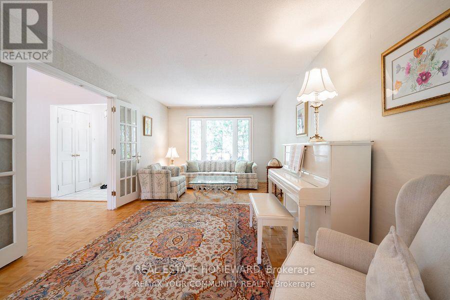 27 Drumern Crescent, Richmond Hill, Ontario  L4C 5H9 - Photo 8 - N13777582