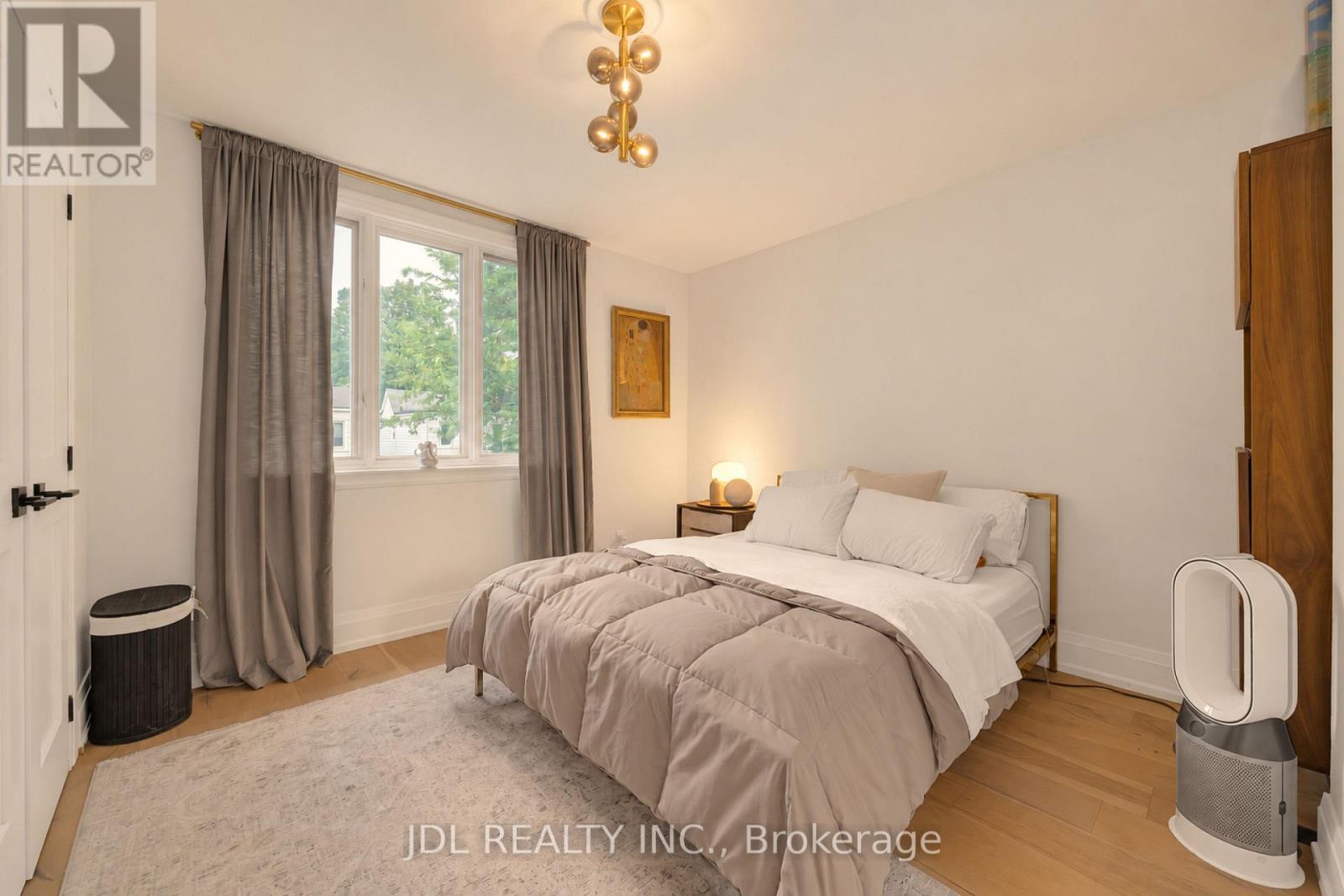 379 Scarborough Road, Toronto, Ontario  M4E 3N1 - Photo 23 - E13774734