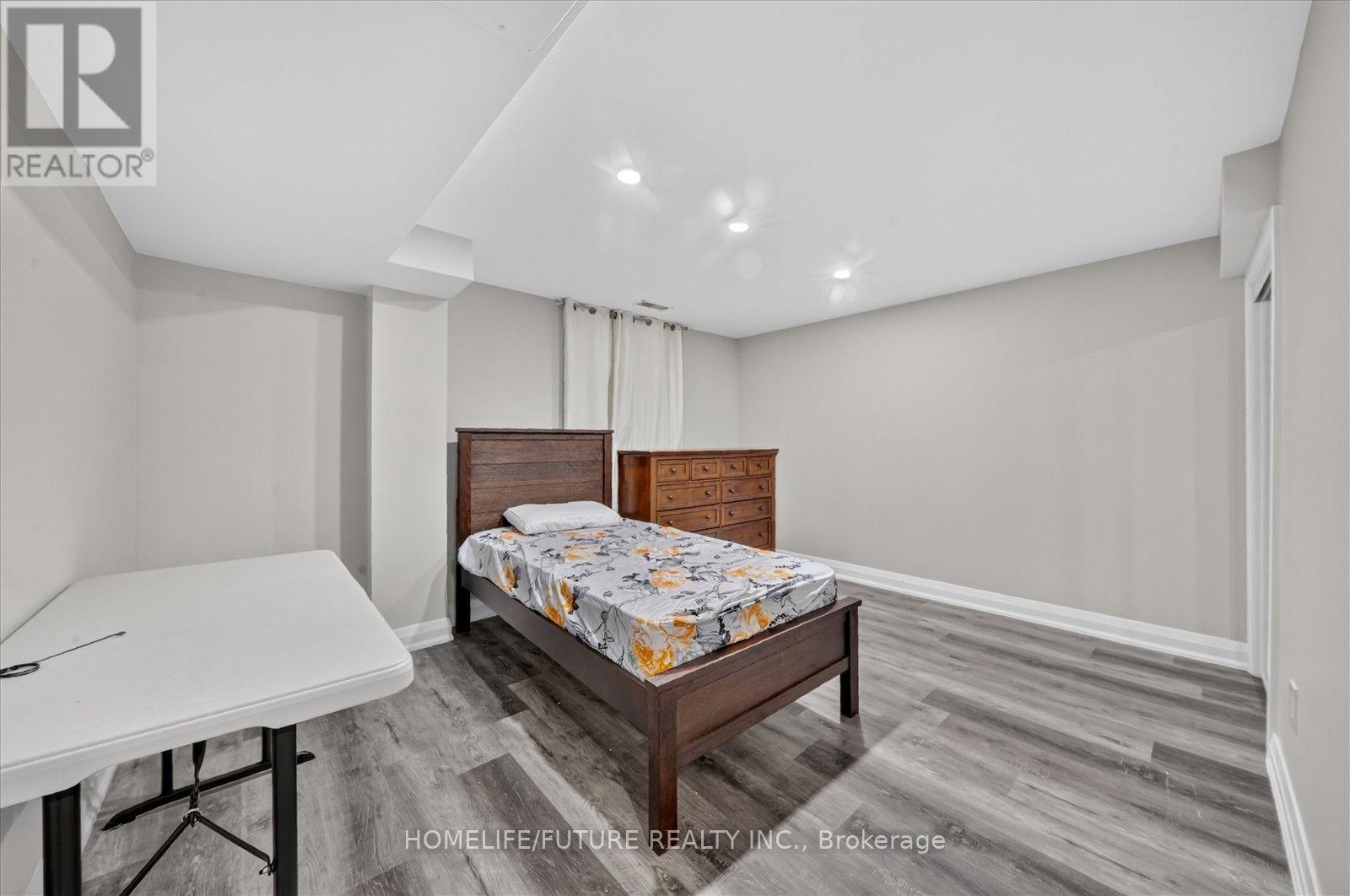 7 Cardill Crescent, Waterloo, Ontario  N2L 3Y7 - Photo 23 - X13733762