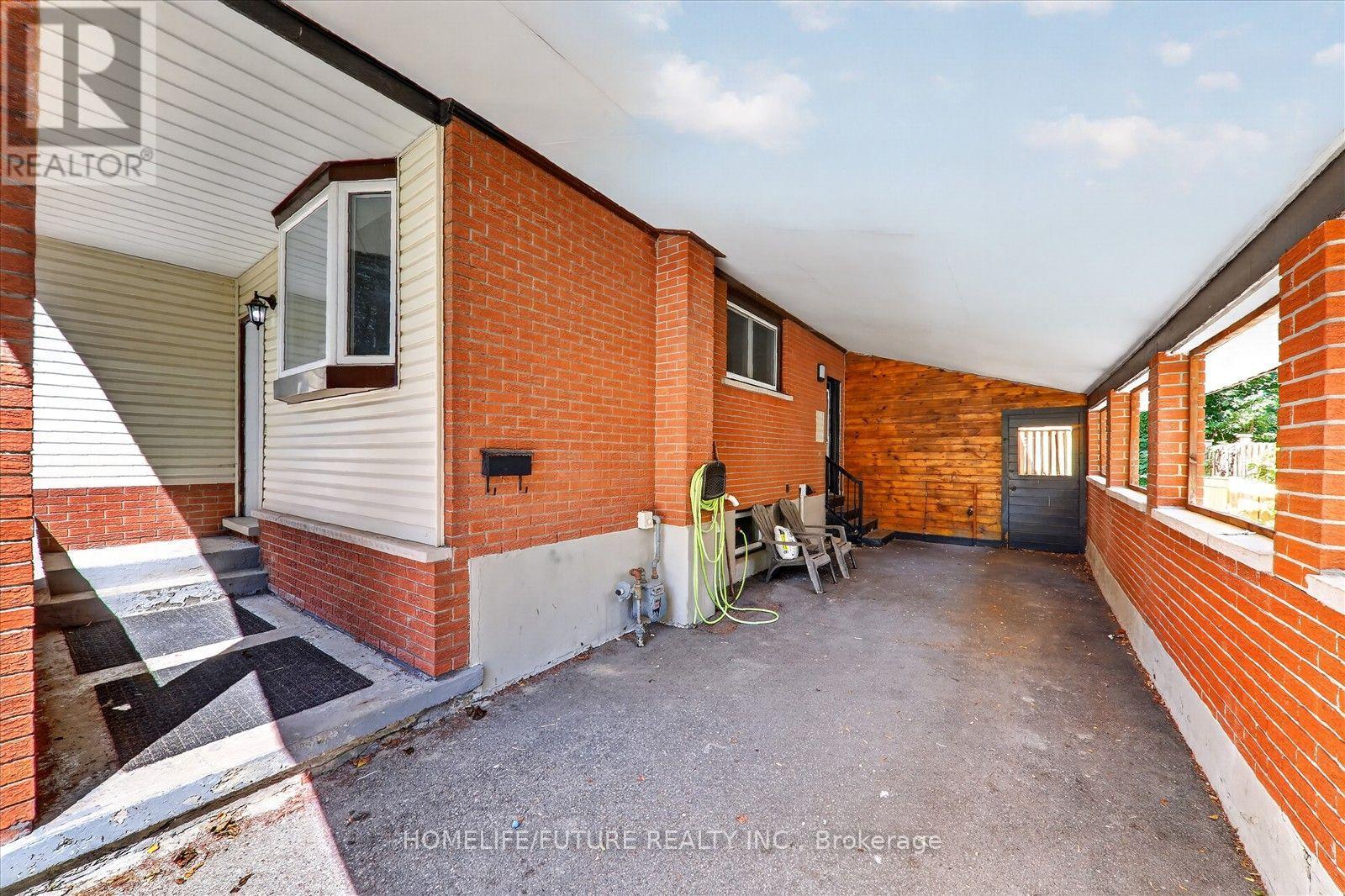 7 Cardill Crescent, Waterloo, Ontario  N2L 3Y7 - Photo 4 - X13733762