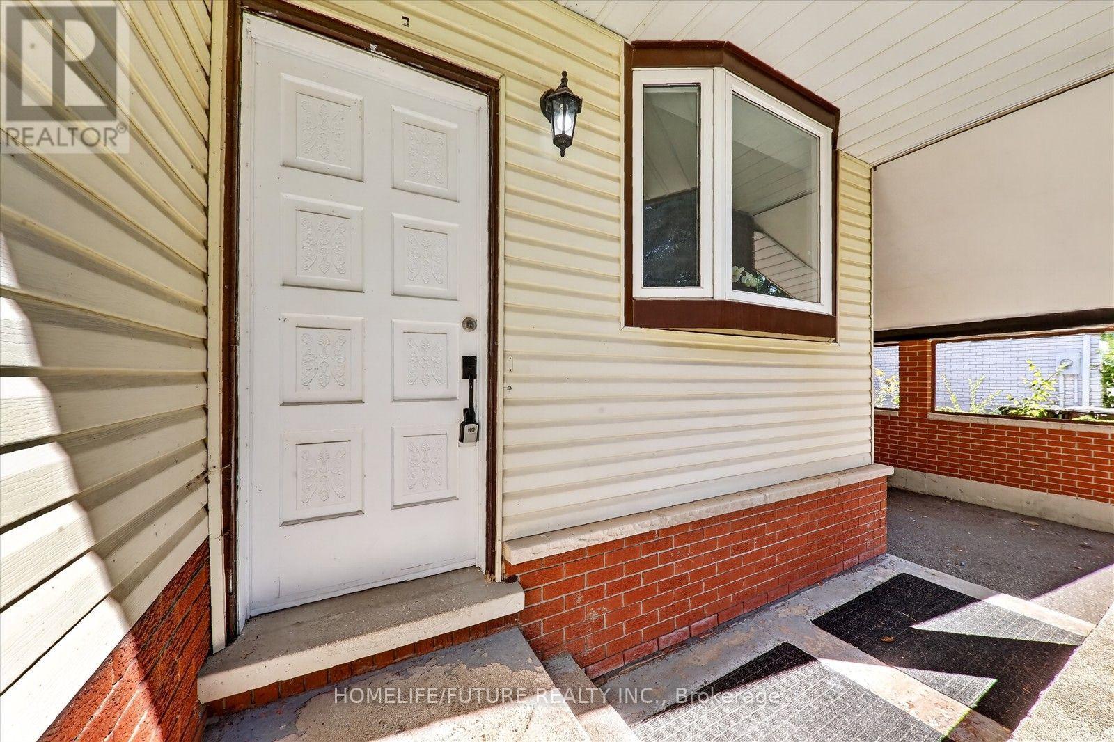 7 Cardill Crescent, Waterloo, Ontario  N2L 3Y7 - Photo 5 - X13733762