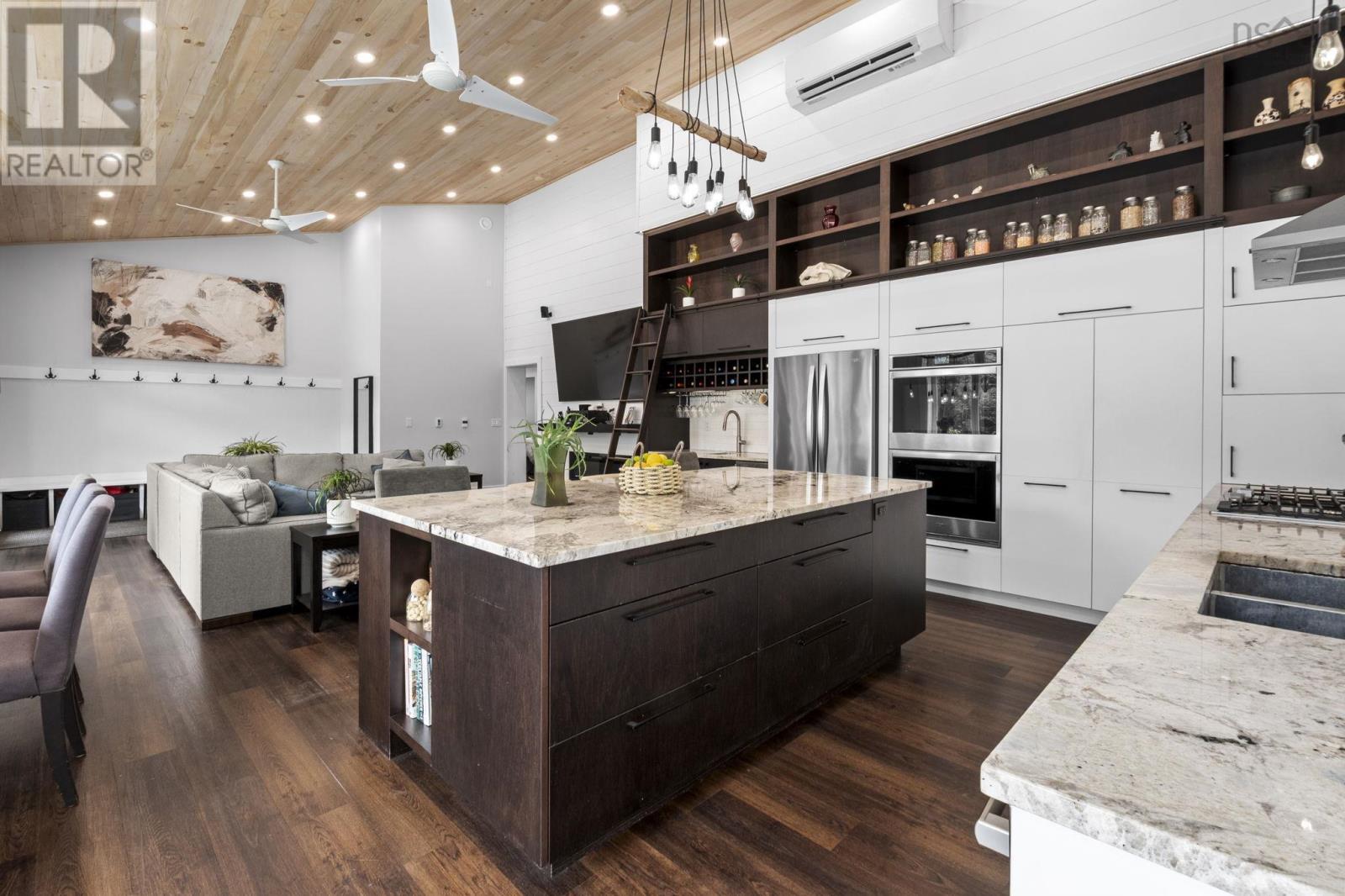 543 Island View Drive, Boutiliers Point, Nova Scotia  B3Z 1R3 - Photo 13 - 202622851