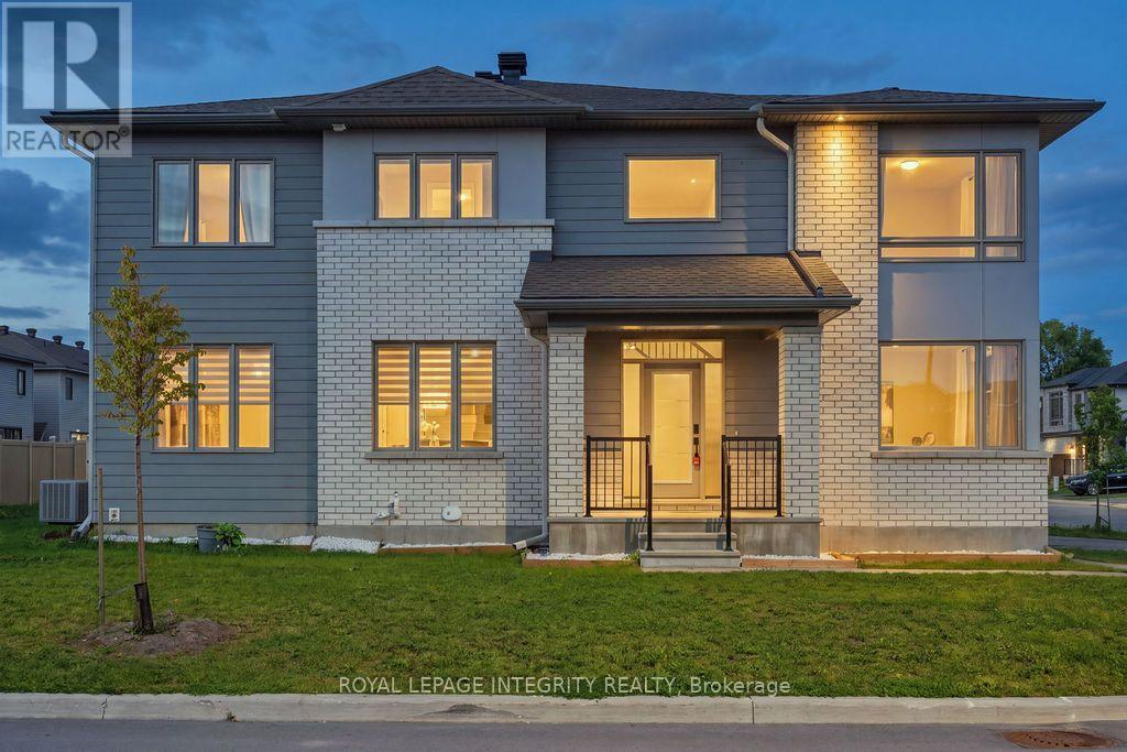 660 FENWICK WAY, Ottawa, Ontario