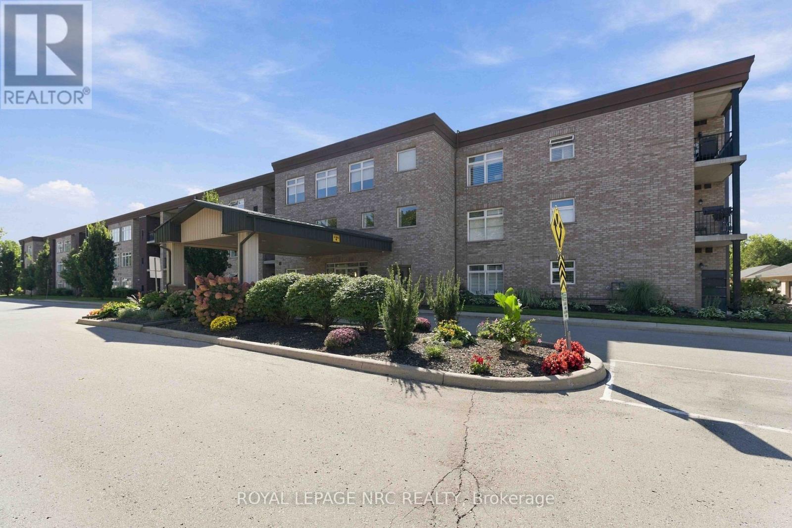 312 - 4644 PETTIT AVENUE, Niagara Falls, Ontario