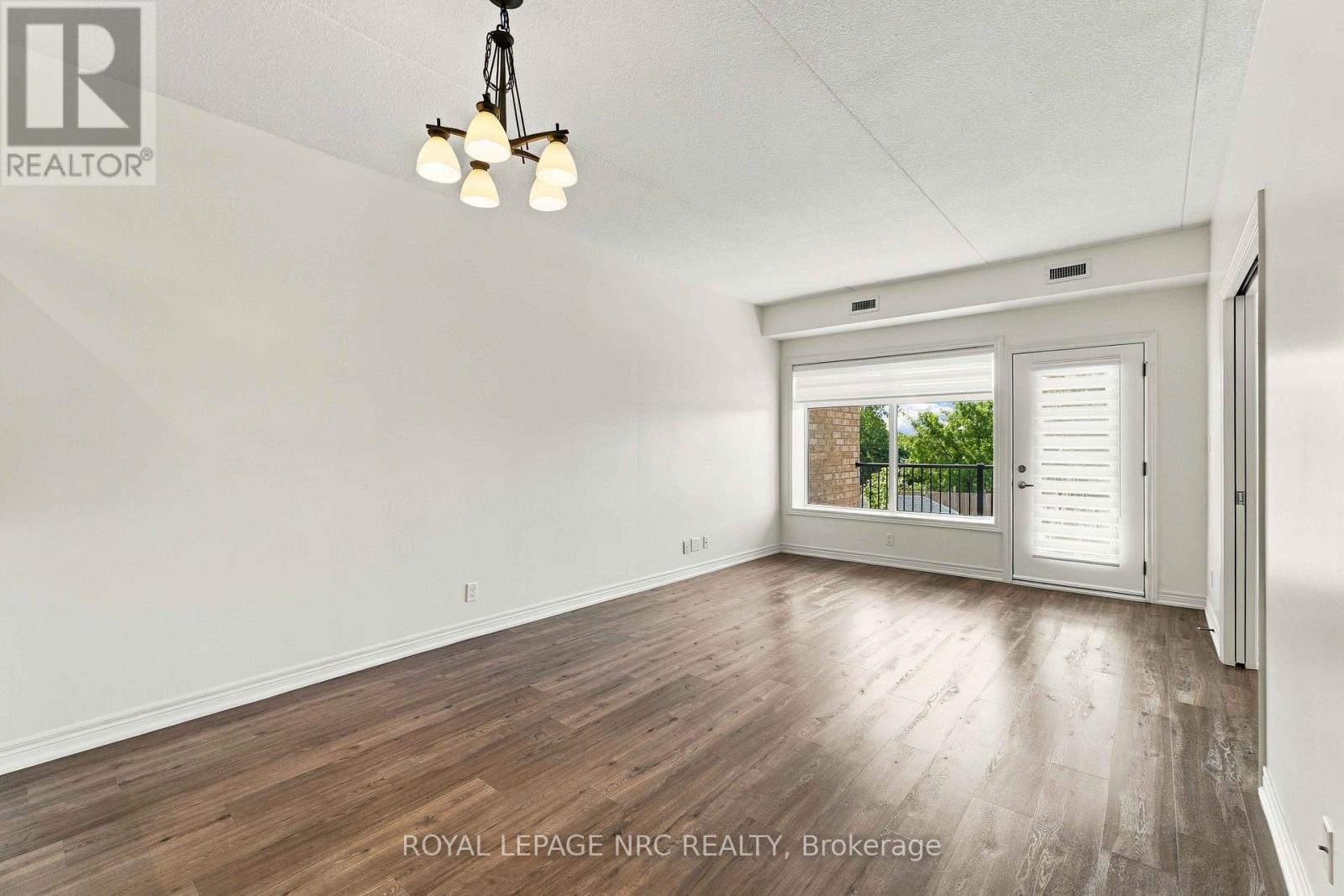312 - 4644 Pettit Avenue, Niagara Falls, Ontario L2E 0B4 - Photo 11 - X13777598