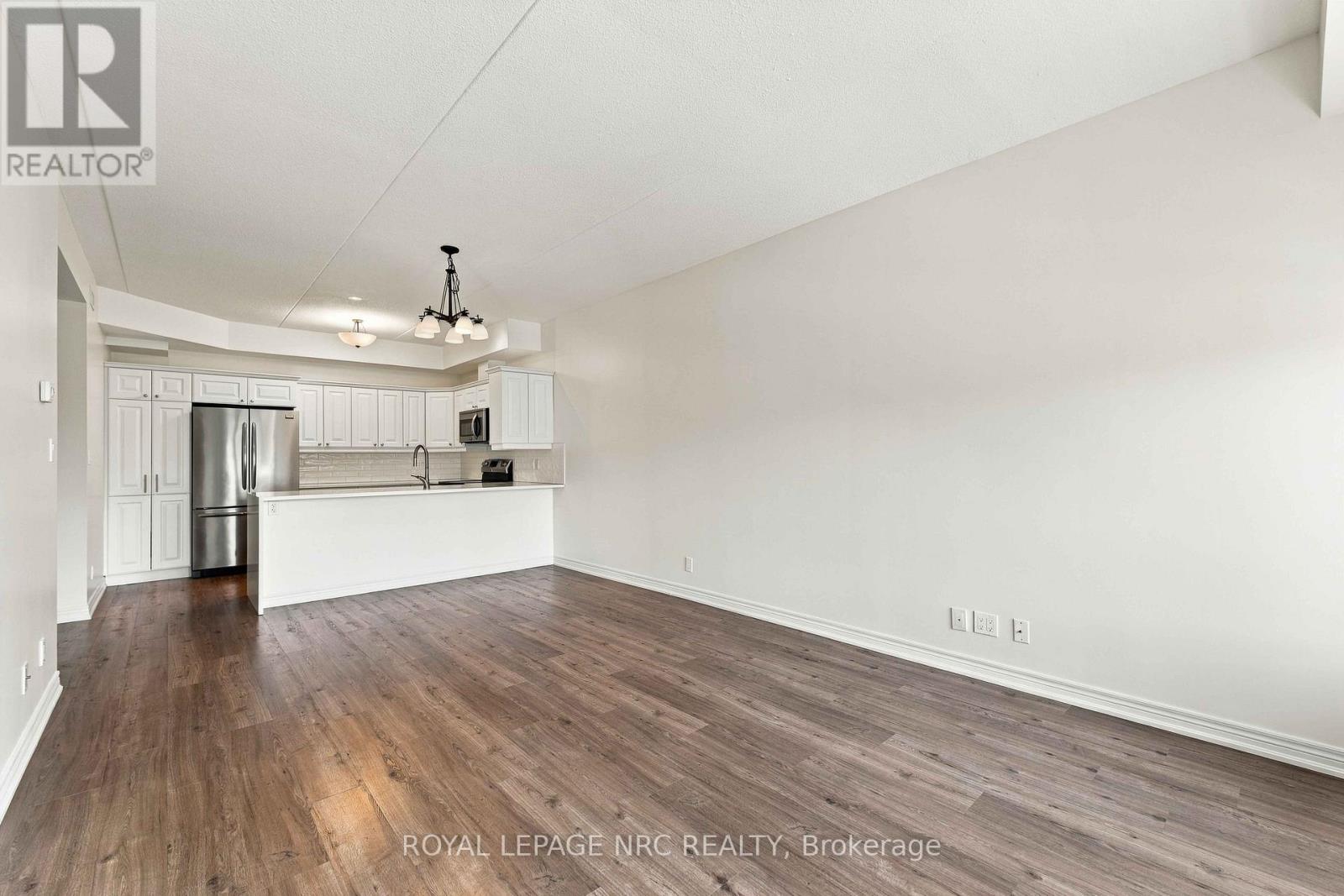 312 - 4644 Pettit Avenue, Niagara Falls, Ontario L2E 0B4 - Photo 14 - X13777598