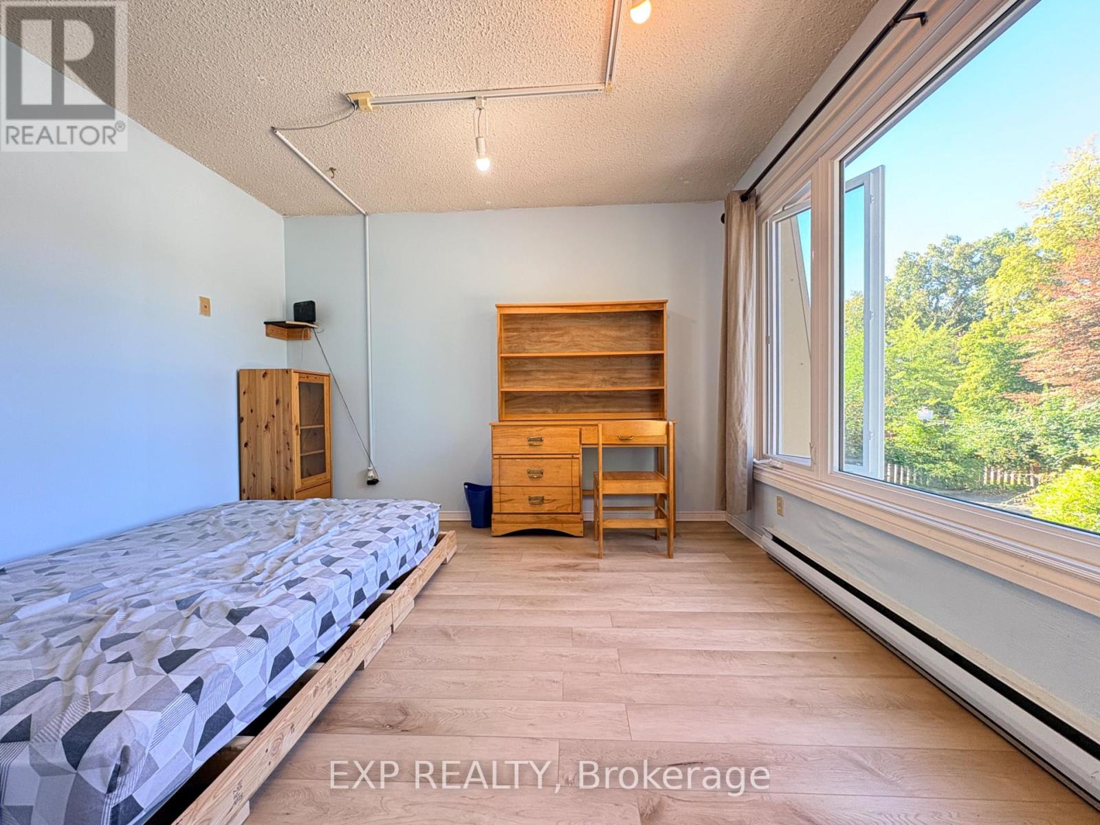 1 - 341 GENEVA STREET, St. Catharines, Ontario