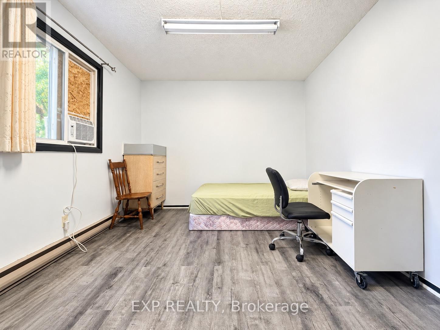 1 - 341 Geneva Street, St. Catharines, Ontario  L2N 2G3 - Photo 8 - X13777604