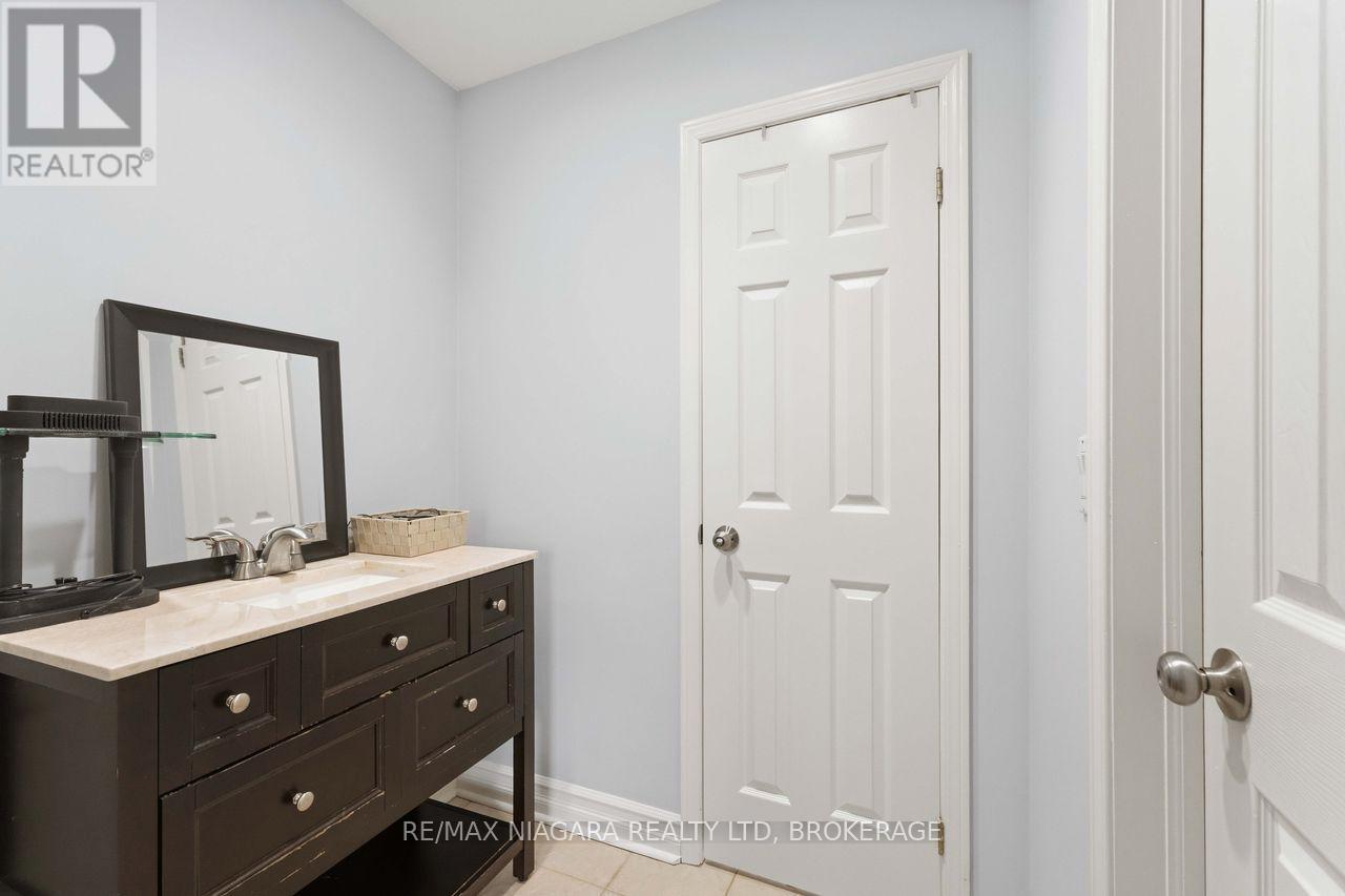 41 Eastwood Drive, Welland, Ontario  L3C 6W1 - Photo 17 - X13777612