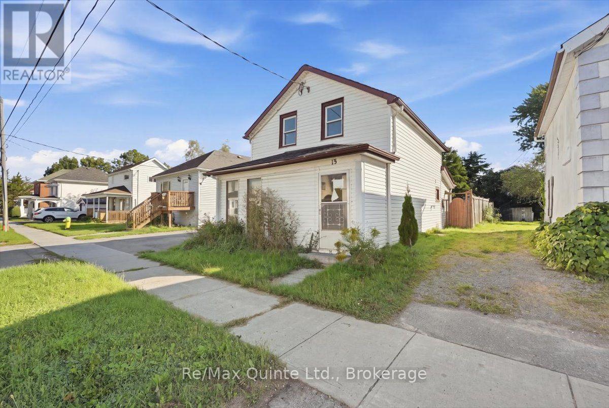13 BOSWELL STREET, Belleville, Ontario