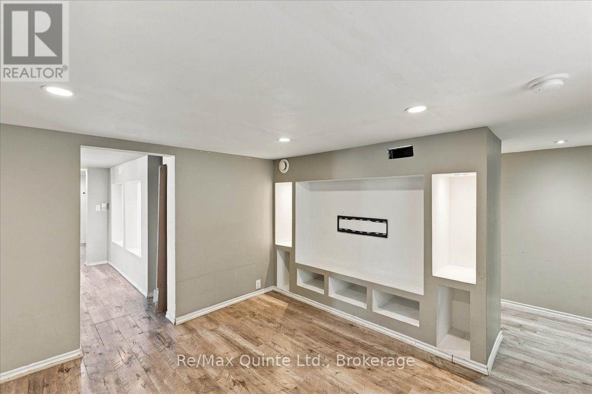 13 Boswell Street, Belleville, Ontario  K8P 3K7 - Photo 10 - X13776594