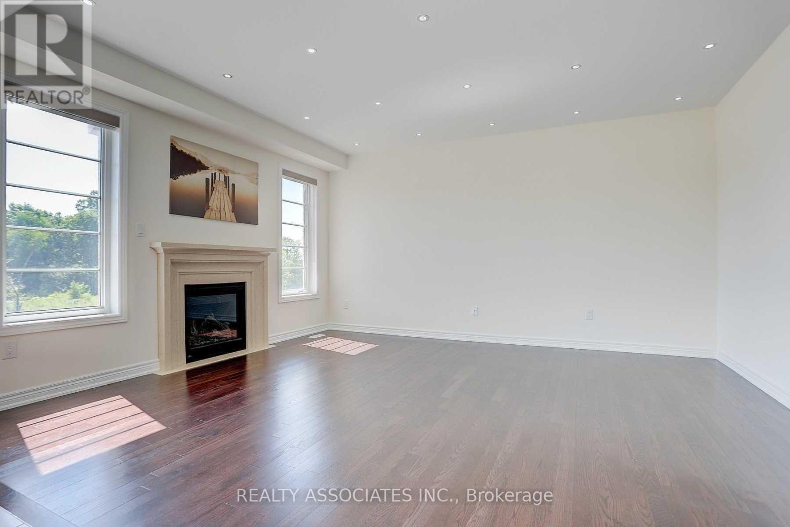 153 Roy Harper Avenue, Aurora, Ontario L4G 0V6 - Photo 14 - N13777608