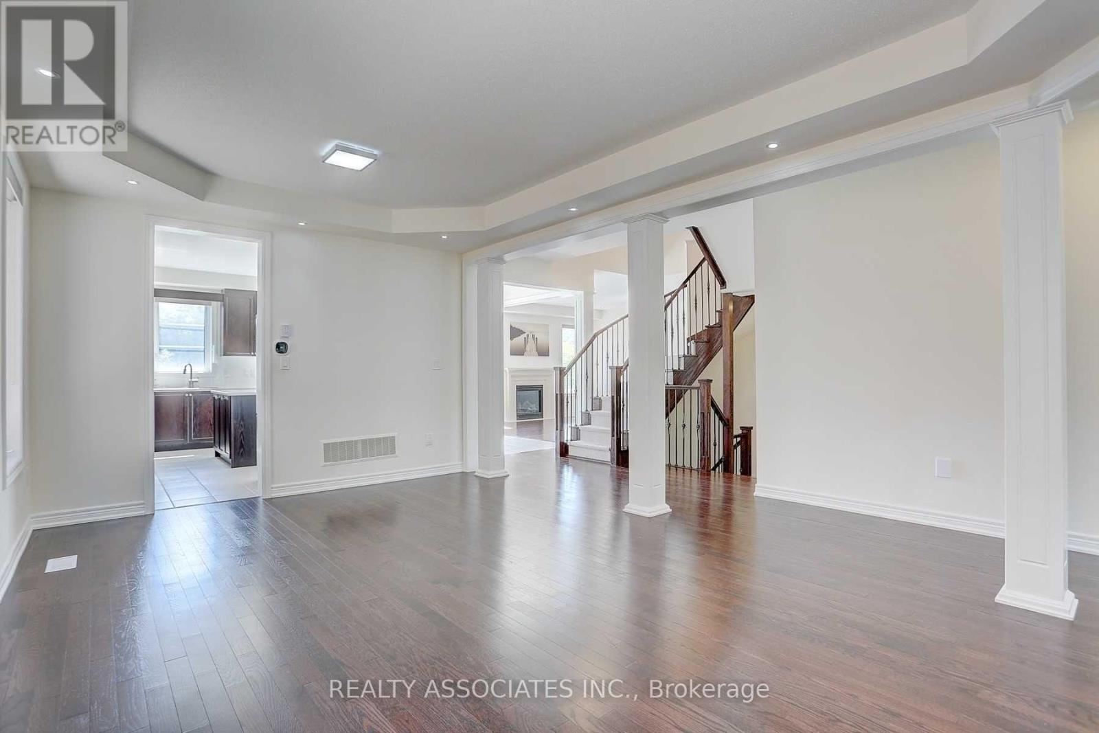 153 Roy Harper Avenue, Aurora, Ontario L4G 0V6 - Photo 7 - N13777608