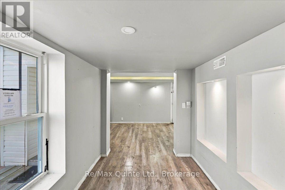 13 Boswell Street, Belleville, Ontario  K8P 3K7 - Photo 8 - X13776594