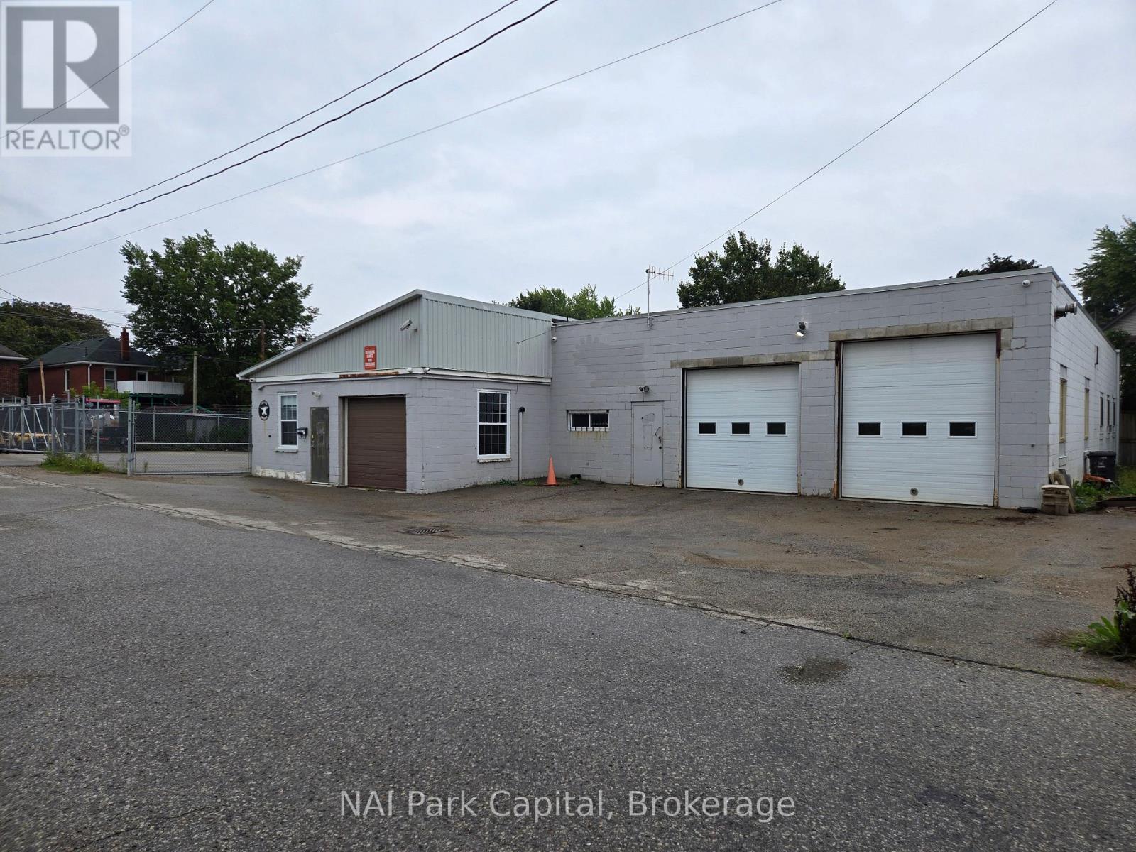 15 Smith Avenue, Guelph, Ontario  N1E 5V4 - Photo 2 - X13777602