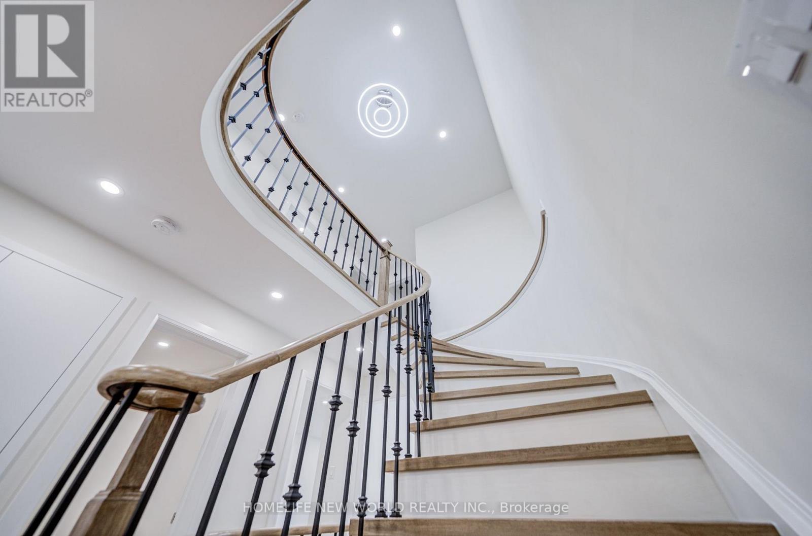 199 Harrowsmith Drive W, Mississauga, Ontario  L5R 1R8 - Photo 13 - W13777606