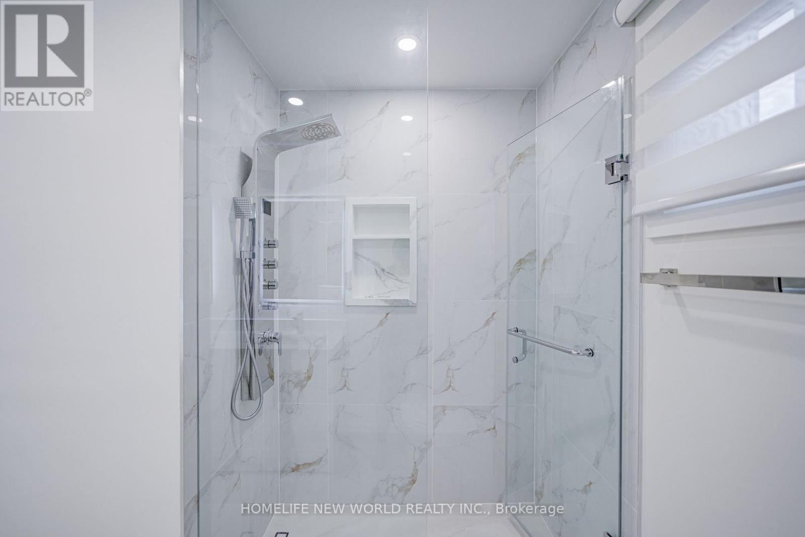 199 Harrowsmith Drive W, Mississauga, Ontario  L5R 1R8 - Photo 25 - W13777606