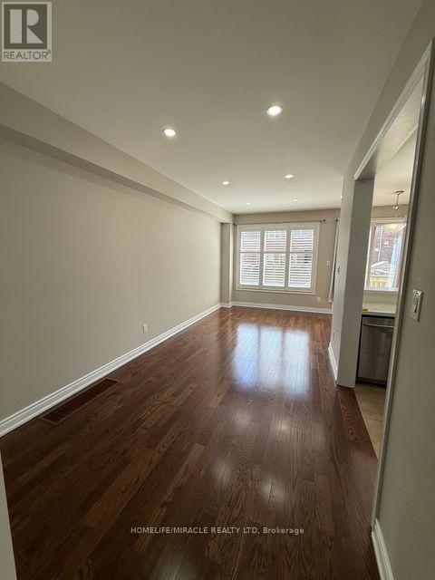 48 Pendulum Circle, Brampton, Ontario  L6R 3N6 - Photo 10 - W13777622