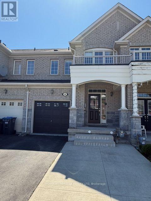 48 Pendulum Circle, Brampton, Ontario  L6R 3N6 - Photo 2 - W13777622