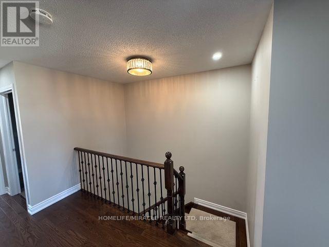 48 Pendulum Circle, Brampton, Ontario  L6R 3N6 - Photo 21 - W13777622