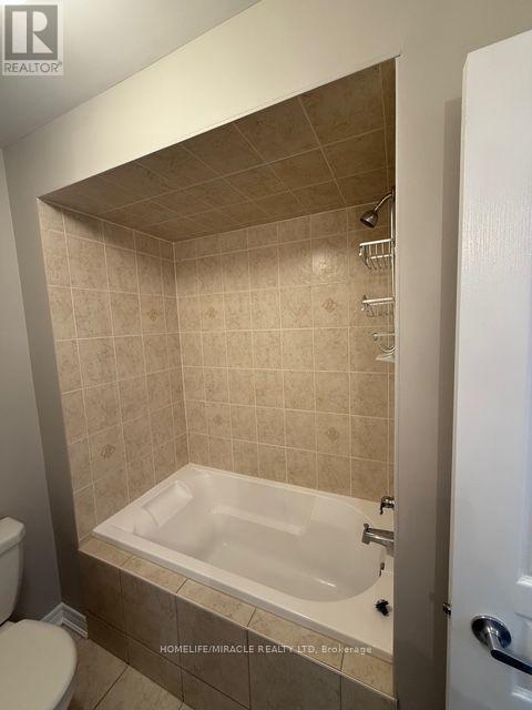 48 Pendulum Circle, Brampton, Ontario  L6R 3N6 - Photo 31 - W13777622