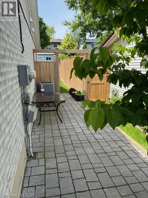 113 Cornerbrook Crescent Unit# 2, Waterloo, Ontario  N2V 1L3 - Photo 5 - 40862267