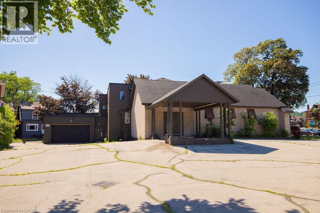 1309 KING Street, Hamilton, Ontario