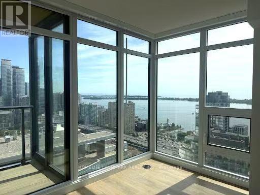1 Concord City Place Way, Toronto, Ontario  M5V 0X3 - Photo 10 - C13774820