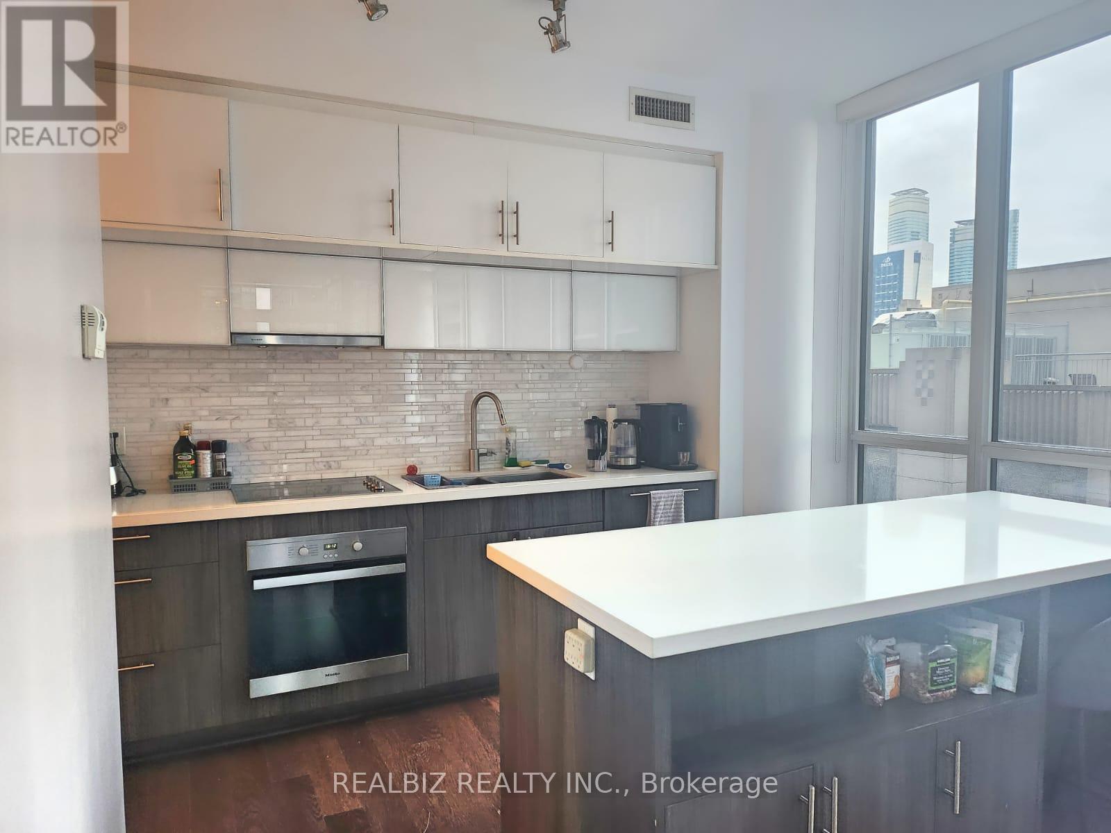 2008 - 8 Mercer Street, Toronto, Ontario  M5V 3W2 - Photo 4 - C13777626