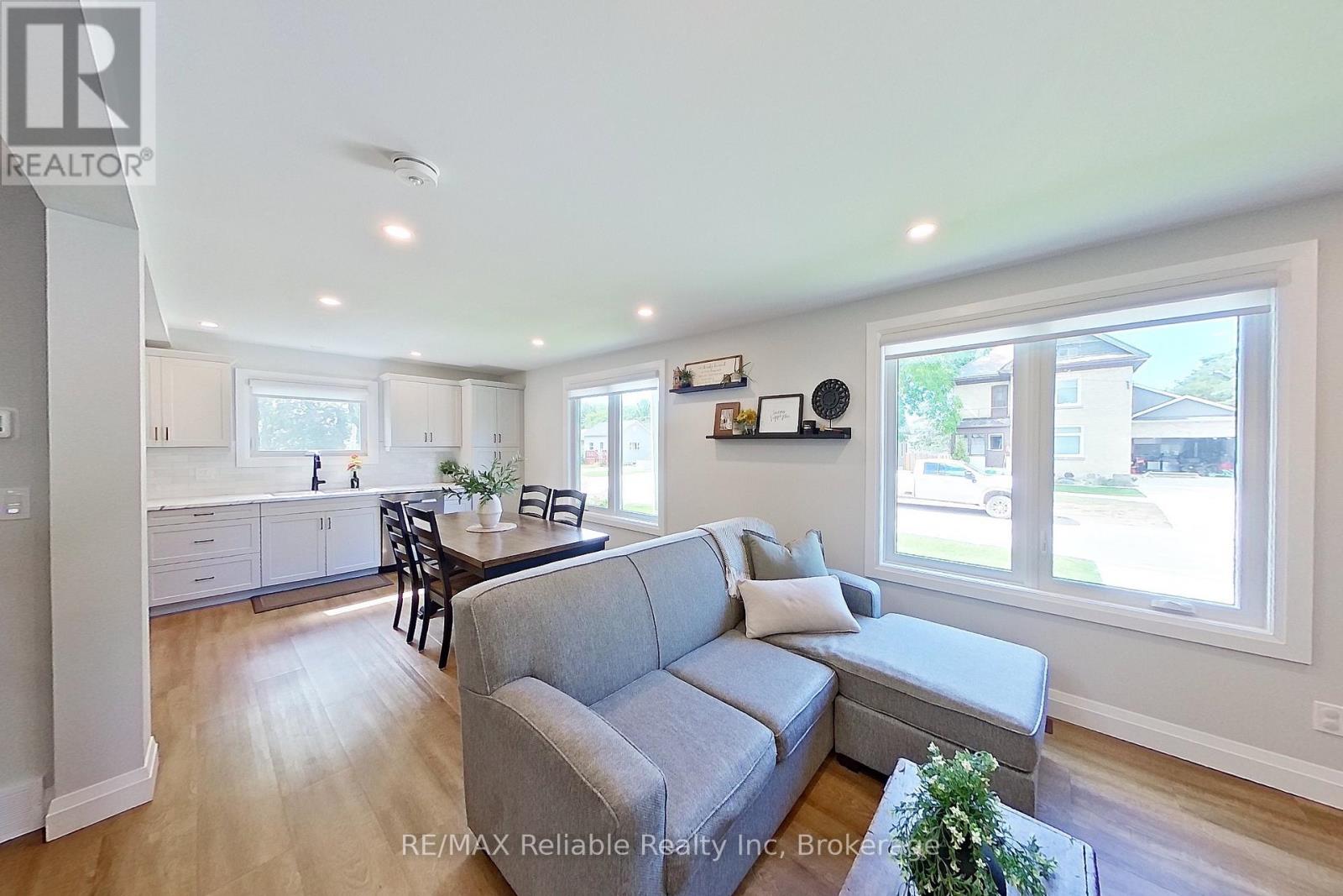 19 Bismark Street, Bluewater, Ontario  N0M 2T0 - Photo 10 - X13777634