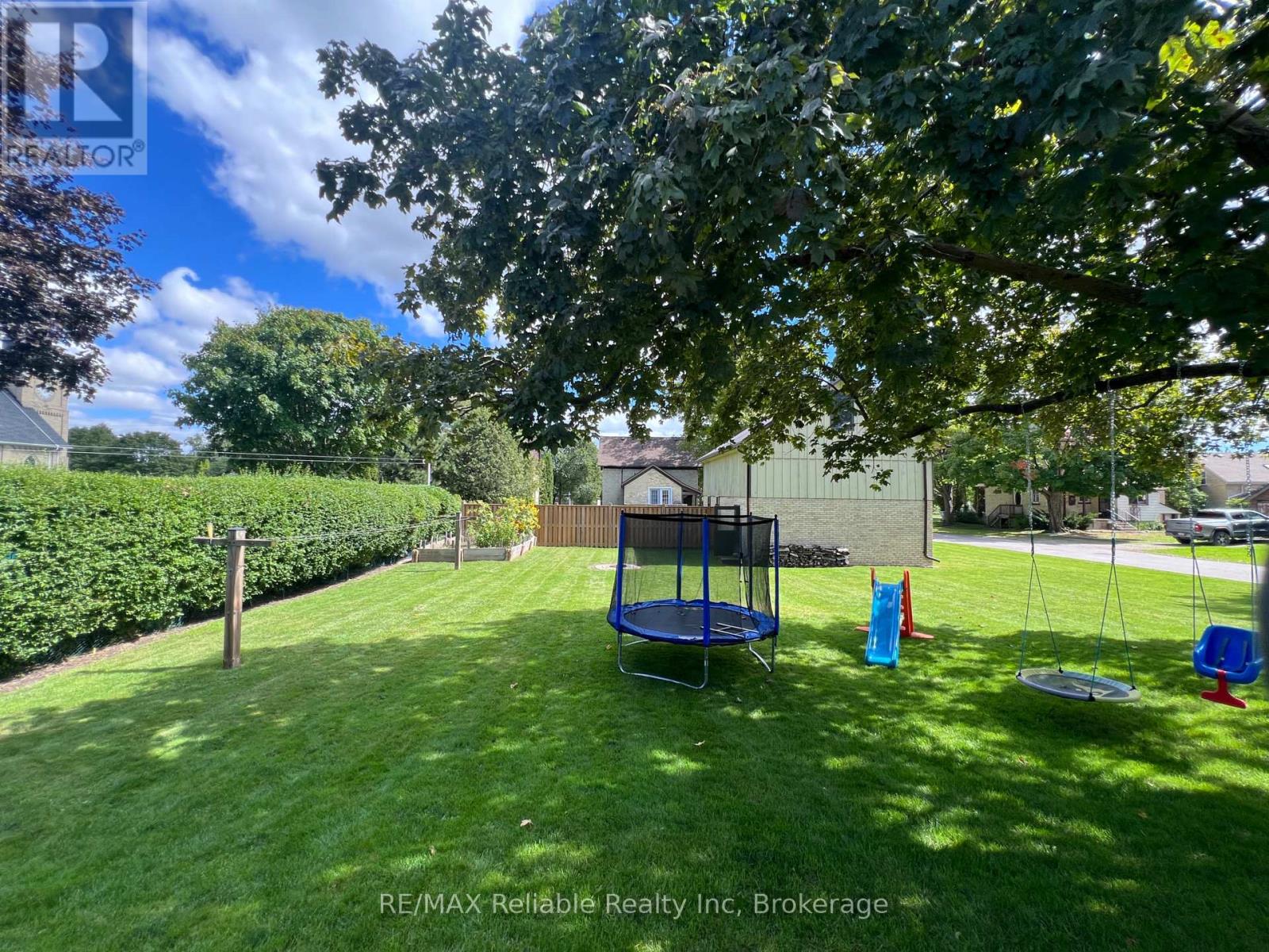 19 Bismark Street, Bluewater, Ontario  N0M 2T0 - Photo 47 - X13777634