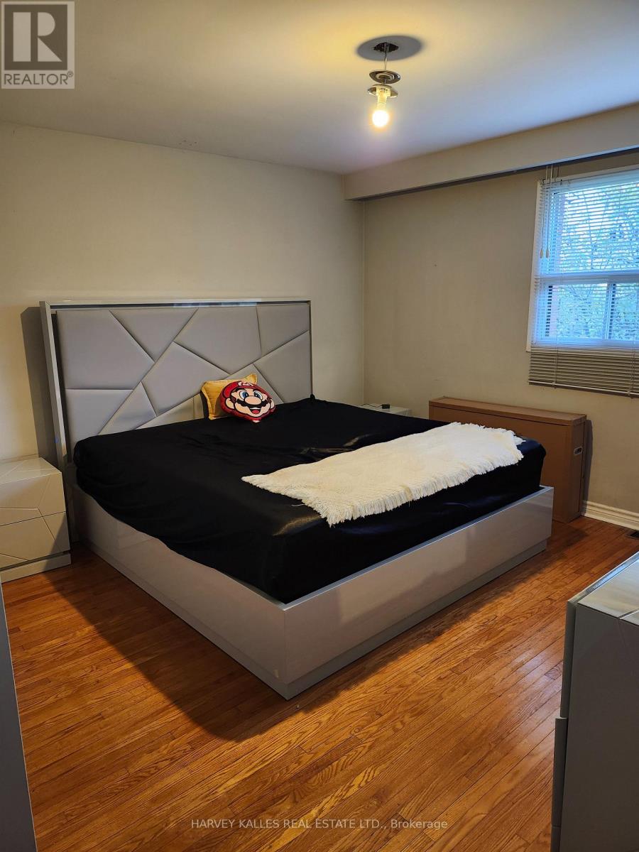 2379 Hensall Street, Mississauga, Ontario  L5A 2T1 - Photo 20 - W13774704