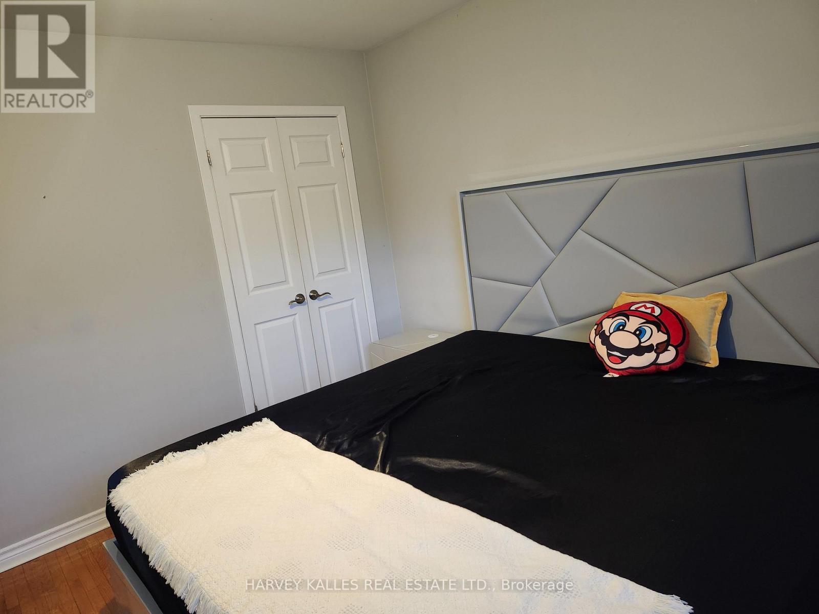 2379 Hensall Street, Mississauga, Ontario  L5A 2T1 - Photo 21 - W13774704