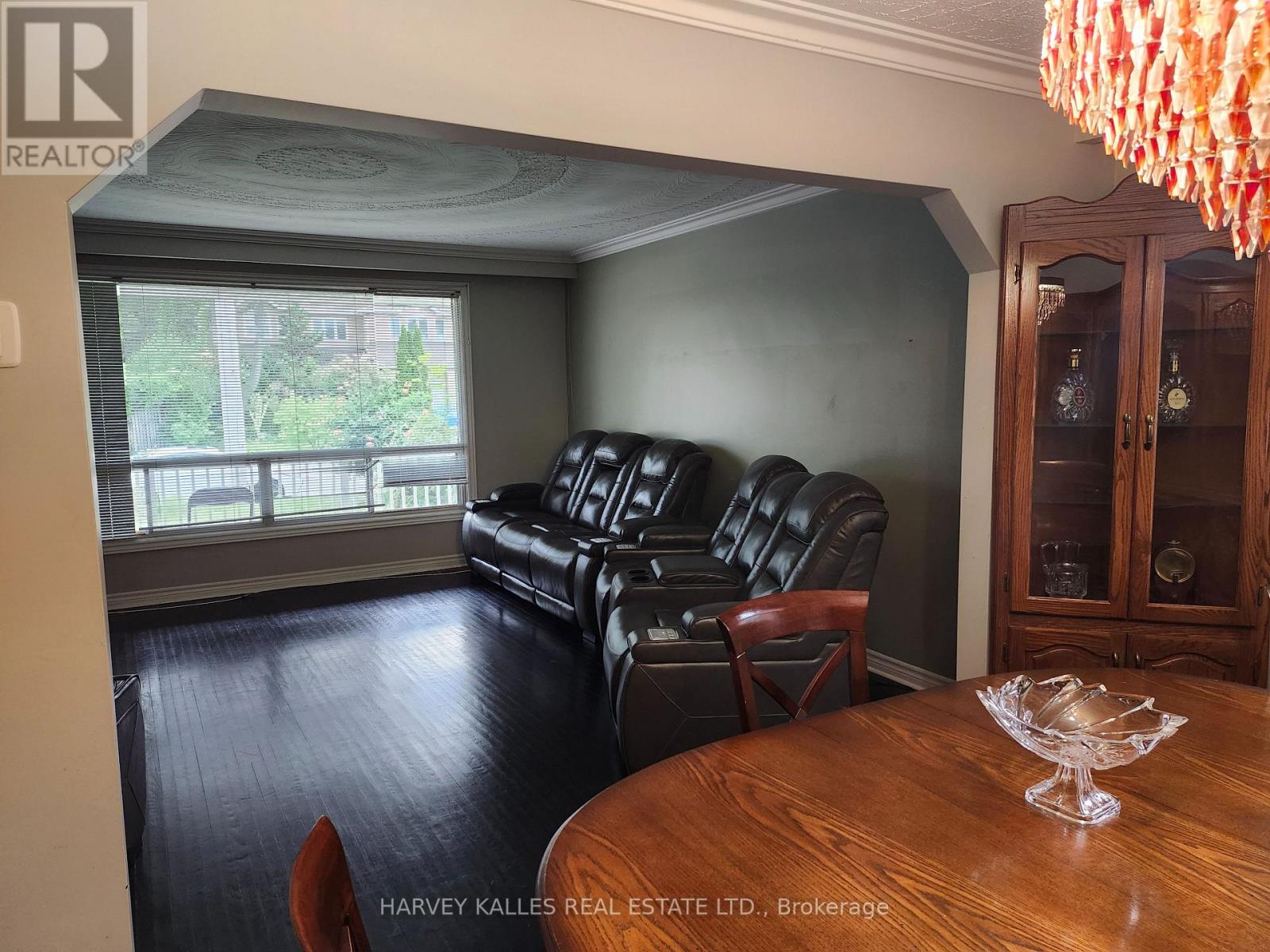 2379 Hensall Street, Mississauga, Ontario  L5A 2T1 - Photo 5 - W13774704
