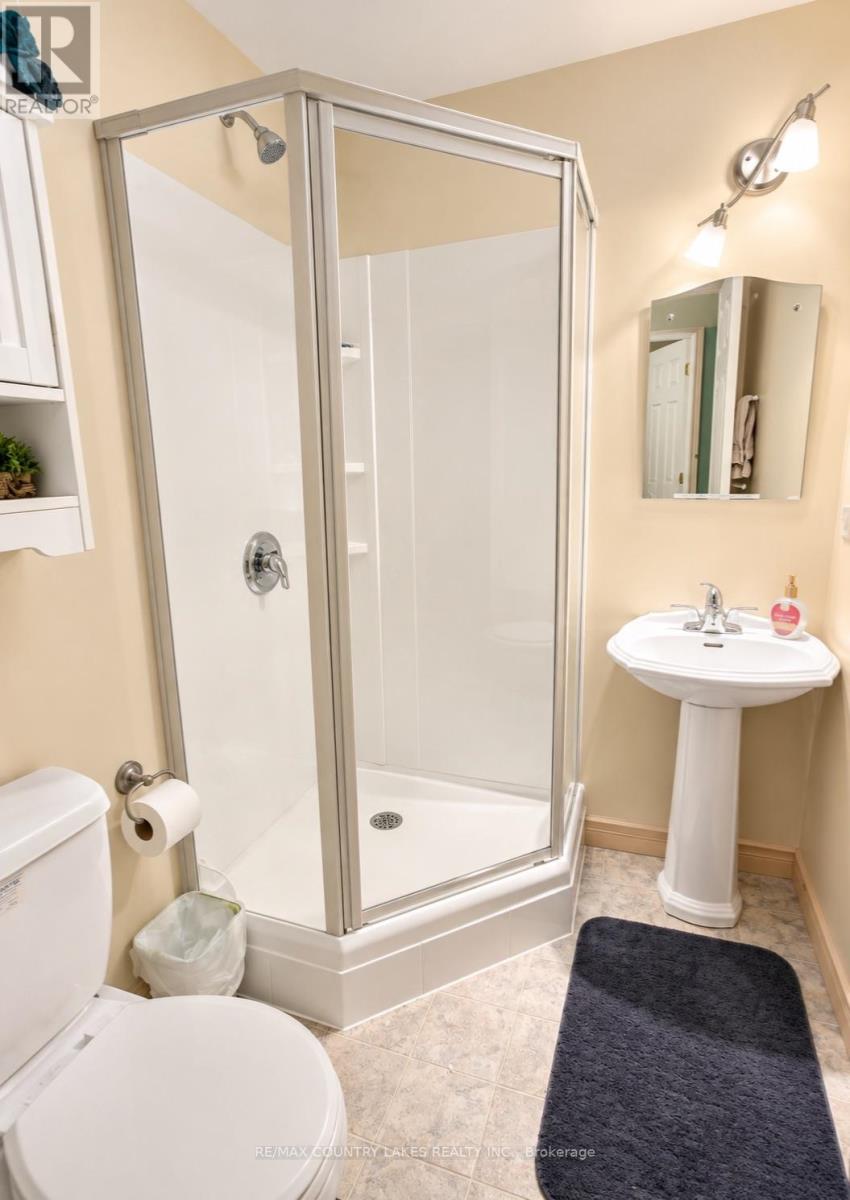 27 Hillcrest Avenue, Kawartha Lakes, Ontario  K0M 2B0 - Photo 35 - X13479290