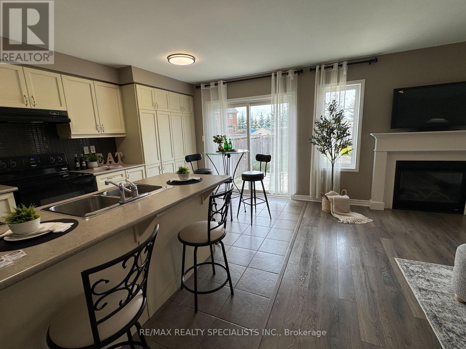 1730 Copeland Circle, Milton, Ontario  L9T 8Y2 - Photo 7 - W13775470