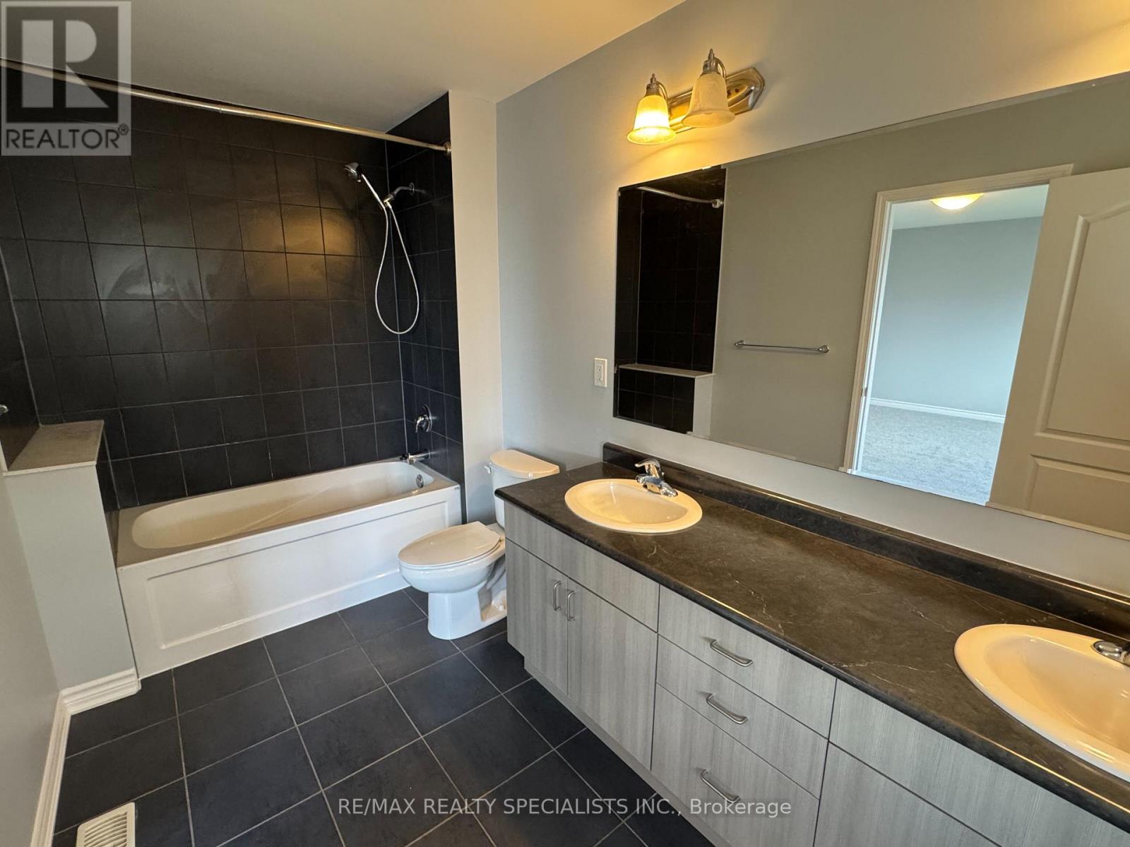 1730 Copeland Circle, Milton, Ontario  L9T 8Y2 - Photo 12 - W13775470