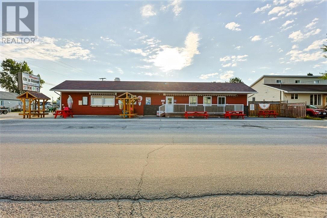 276 Nipissing Street, Sturgeon Falls, Ontario  P2B 3B1 - Photo 2 - 2130083